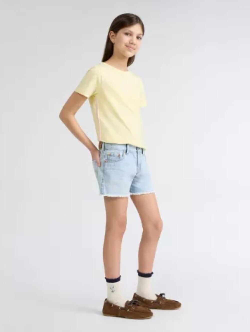 Levi's Girls' Mid-Rise Frayed Cutoff Denim Shorts Size 16